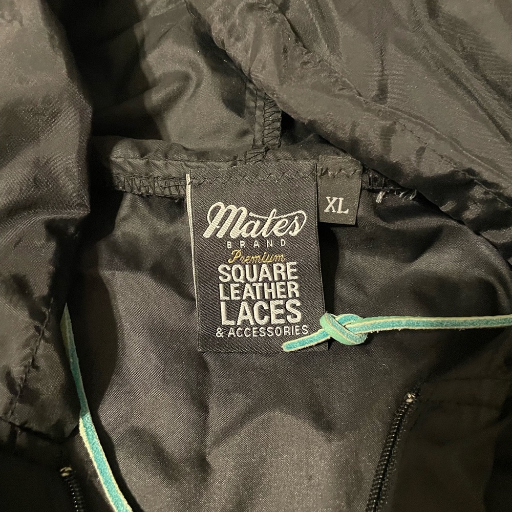 Hooded shell jacket - Picture 2 of 3
